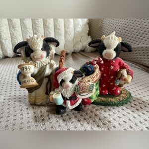 Vintage Enesco Holiday Mary Moo Moo's Set of 3 (1996, 1999 & 2003) Figur…